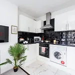 2 Bed Apartment