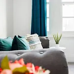 2 Bed Apartment