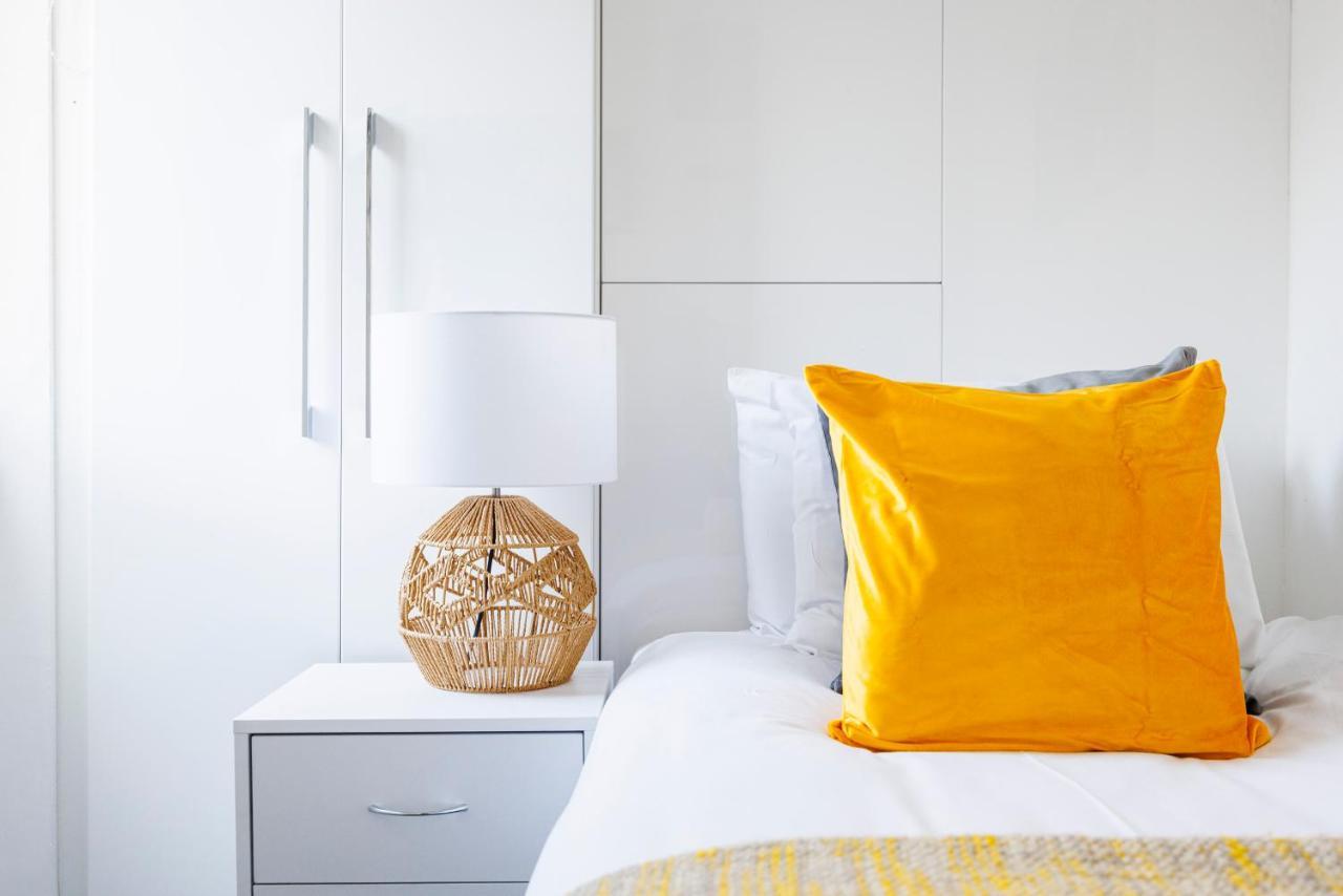 2 Bed Apartamento *